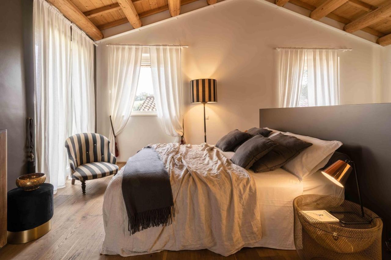 Casavostra - Ambience Suites Ostra Vetere Exteriér fotografie