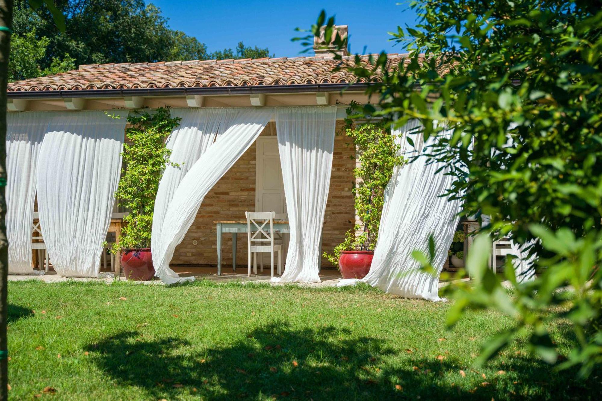 Casavostra - Ambience Suites Ostra Vetere Exteriér fotografie