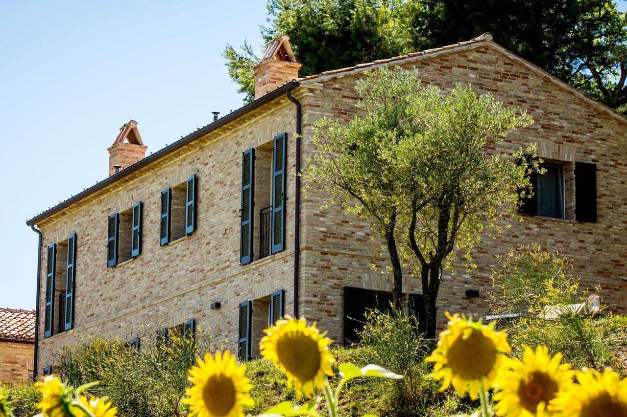 Casavostra - Ambience Suites Ostra Vetere Exteriér fotografie